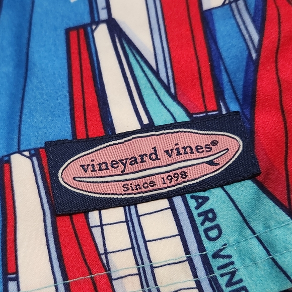 Mens Vineyard Vines Mesh Lined Sail USA Flag Swim Shorts Trunks Size Medium - Picture 2 of 6